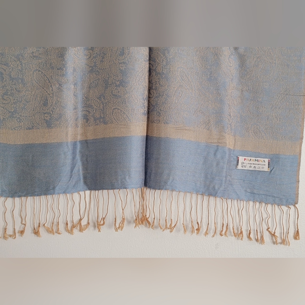 PASHMINA Scarf - Picture 3 of 4